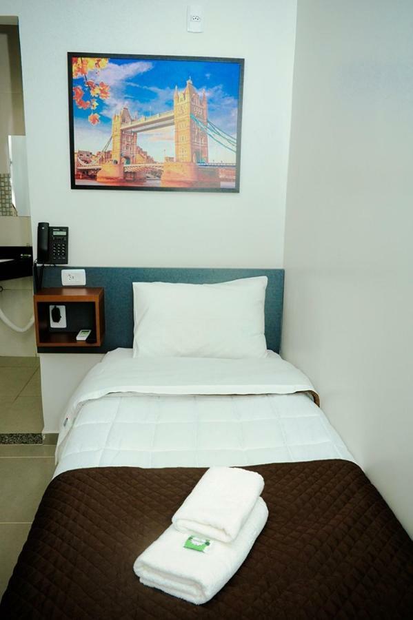 London Executive Hotel Cafelandia  Екстериор снимка