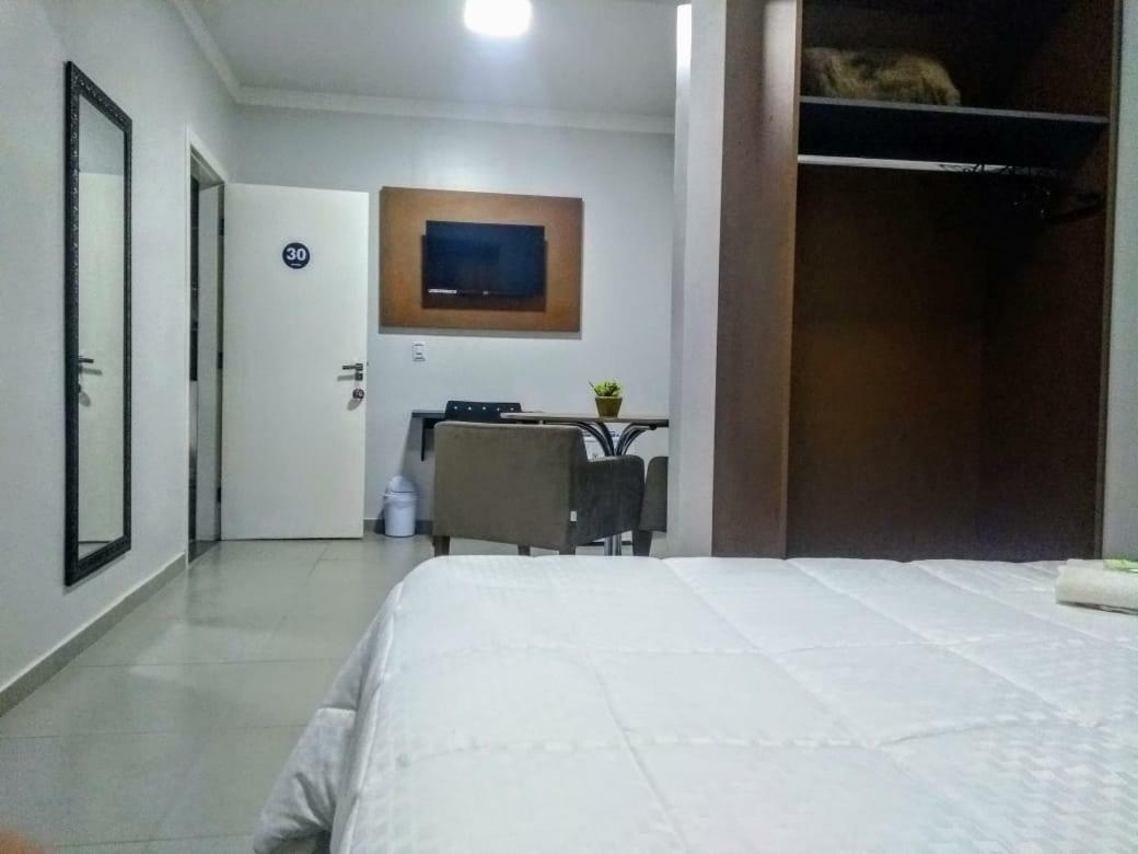 London Executive Hotel Cafelandia  Екстериор снимка